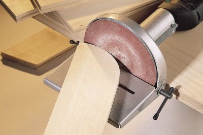 Круг абразивный шлифовальный на липучке Ø125 P80 (УПАКОВКА ПО 100ШТ) Круг абразивный шлифовальный на липучке Ø125 P80 (УПАКОВКА ПО 100ШТ)