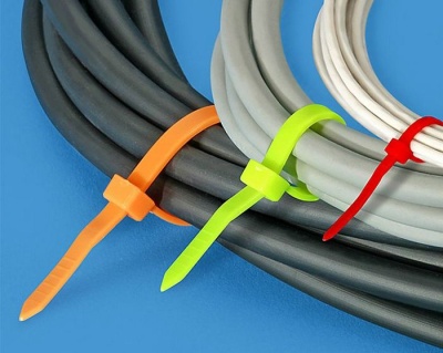 Стяжки нейлоновые 4.8x300мм хомуты 50шт.черные